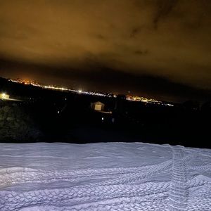 Meet your Posher, Karis